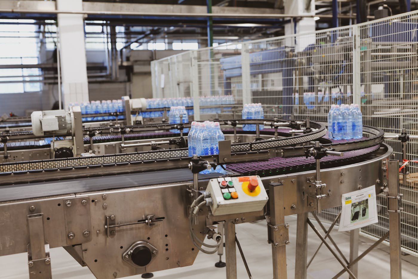 AXIS Machinery — CSD Lines & Water Bottling
